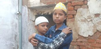 सकलडीहा में ईद का त्यौहार बड़े ही हर्षोल्लास और भाईचारे के साथ बनाया गया: गले मिलकर एक-दूसरे को दी मुबारकबाद