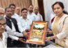 Chandauli news- नवागत एसडीएम का अधिवक्ताओं ने किया भव्य स्वागत, न्याय व्यवस्था को मजबूत बनाने का दिलाया भरोसा