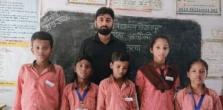 Chandauli news- केशवपुर विद्यालय में बच्चों को मिली नेतृत्व और अनुशासन की सीख