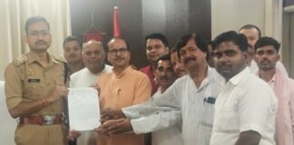 Chandauli news- व्यापारियों की समस्याओं पर एसपी से सीधी मुलाकात, जांच और कार्रवाई का मिला भरोसा