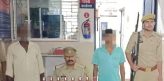 Chandauli news- बिहार ले जाई जा रही 12.84 लीटर अंग्रेजी शराब के साथ दो तस्कर गिरफ्तार