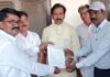 Chandauli news- 14 साल की सेवा, अब हक की लड़ाई! अनुदेशकों ने मंत्री अनिल राजभर से लगाई गुहार
